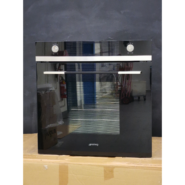 Smeg 60cm Linear Aesthetic Pyrolytic Built-In Oven SFPA6130N