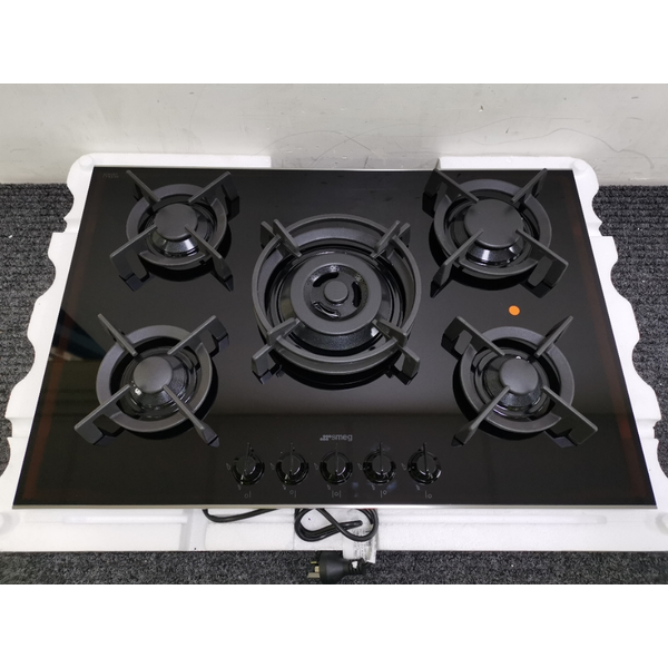 Smeg 75cm Dolce Stil Novo Aesthetic Natural Gas Cooktop PV675CNXAU