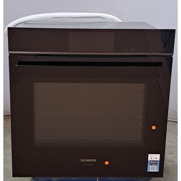 Siemens iQ700 60cm Built-In Oven with Steam Function - Black HS958GDD1