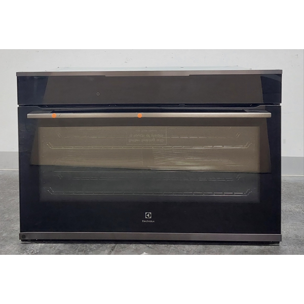 Electrolux 90cm Pyrolytic Built-In Oven EVEP916DSD