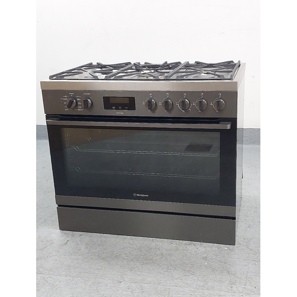 Westinghouse 90cm Freestanding Dual Fuel Oven/Stove WFEP917DSD