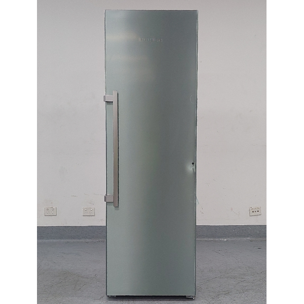 Liebherr 372L Upright Fridge SKBES4360RH