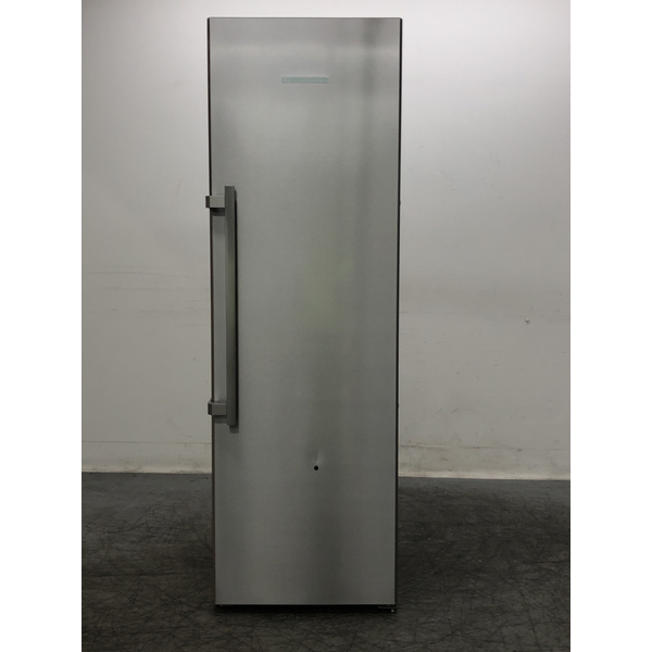 Liebherr 372L Upright Fridge SKBES4360RH