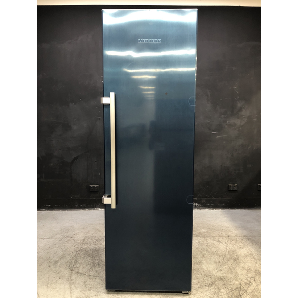 Liebherr 373L Upright Fridge SKBBS4350RH