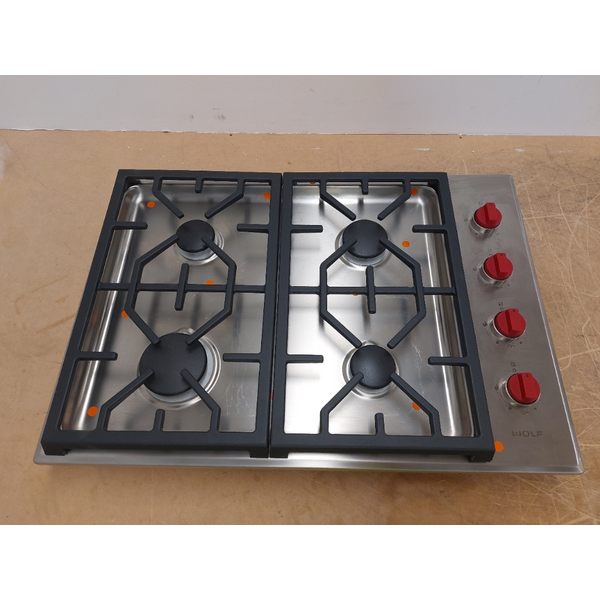 WOLF Professional 76cm Natural Gas Cooktop ICBCG304P/S