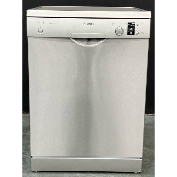 Bosch 60cm Series 2 Freestanding Silver Dishwasher SMS24AI01A