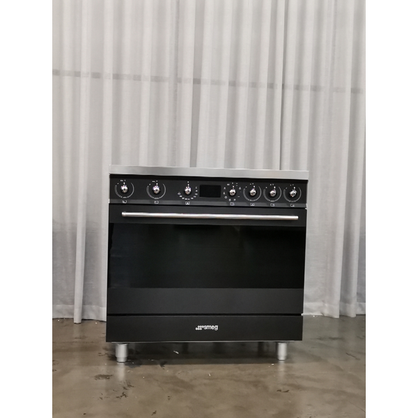 Smeg 90cm Matte Black Induction Freestanding Oven C9IMMB2