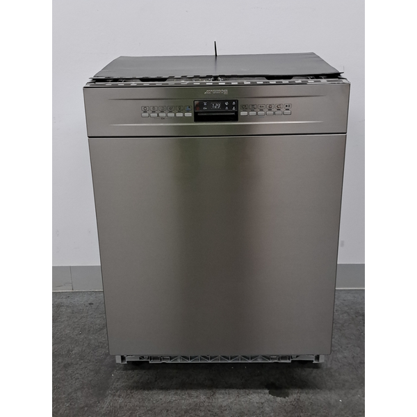 Smeg Under Bench Dishwasher DWAU6315X