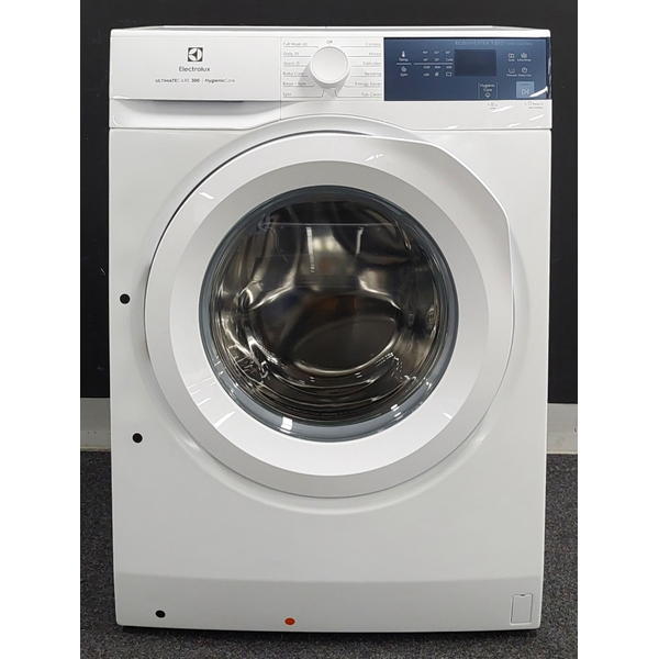 Electrolux 7.5kg Front Load Washing Machine EWF7524D3WB