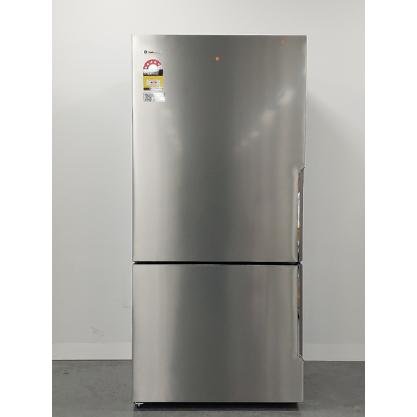 Westinghouse 496L Stainless Steel Bottom Mount Frost Free Left Hinge Fridge WBE5300SC-L