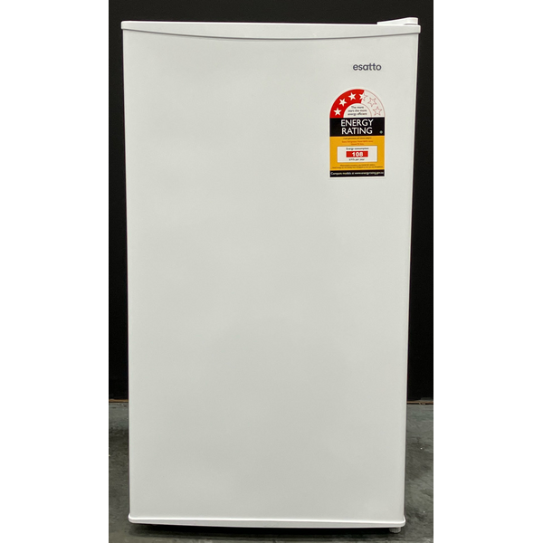 Esatto 93L Bar Fridge EBF95W