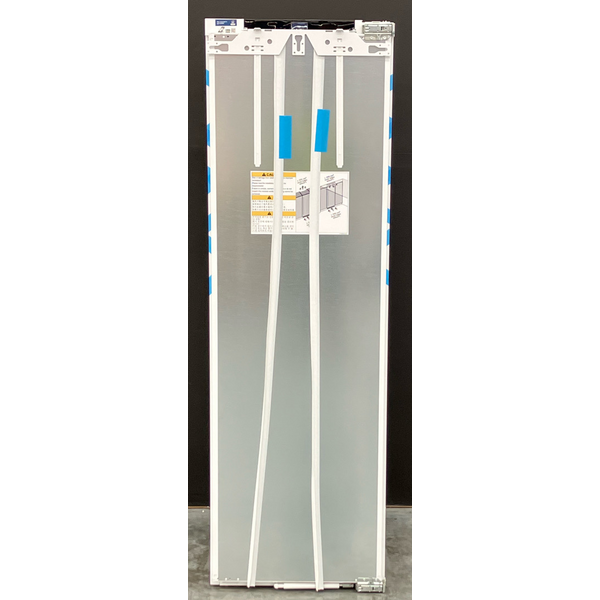 Liebherr Peak Series 297L Integrated Upright Refrigerator with BioFresh Right Hinge IRBPH5170RH
