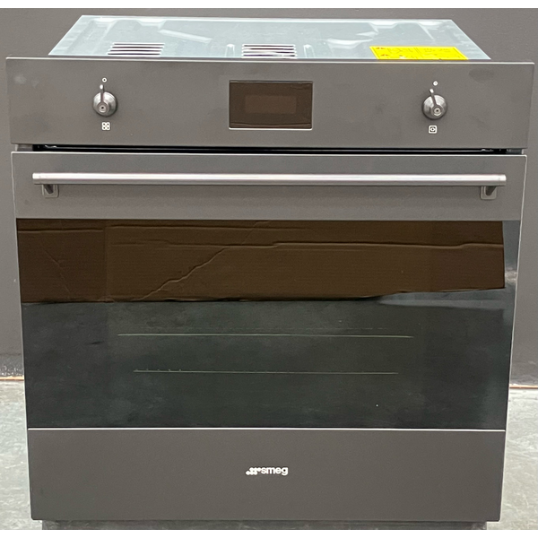 Smeg 60cm Classic Pyrolytic Built In Oven Matte Black SOPA6301TN