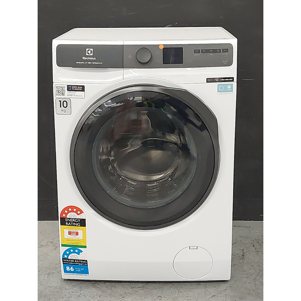 Electrolux 900 Series 10kg Front Load Washing Machine with IntelliDose White EWF1042R9WCS