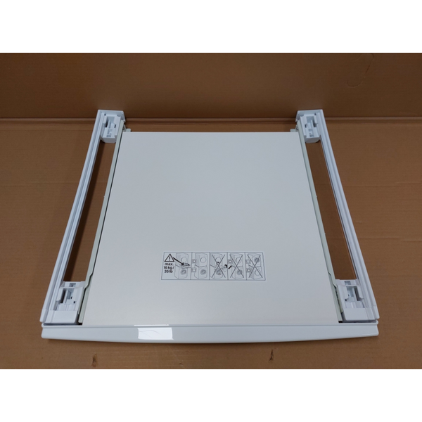 Bosch Stacking Kit with Pull-out Shelf WTZ27400