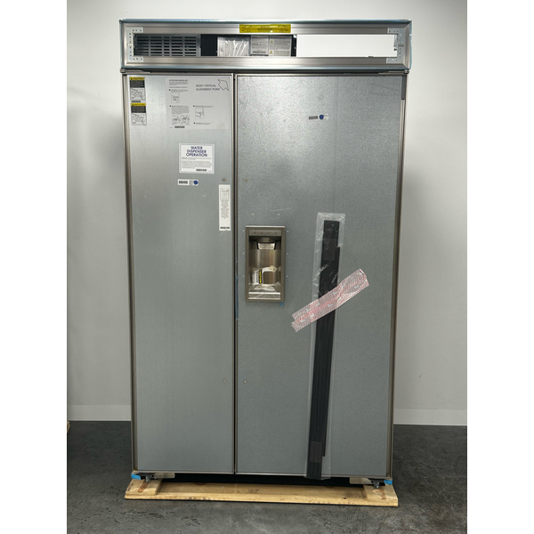 Sub-Zero Classic 879L Integrated Side By Side Fridge with External Ice and Water Dispenser ICBCL4850SDO