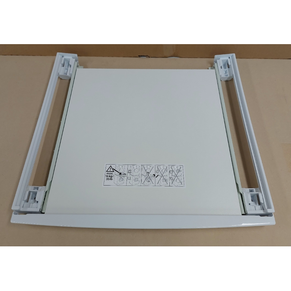 Bosch Stacking Kit With Shelf WTZ11400