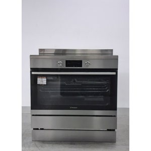 Westinghouse 90cm Freestanding Electric Oven/Stove WFE946SD
