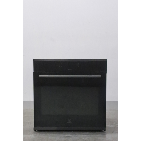 Electrolux 60cm Pyrolytic Built-In Oven with Steam Bake EVEP616DSE