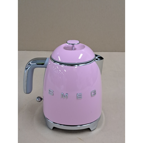 Smeg 50s Retro Style Electric Mini Kettle Pink KLF05PKAU